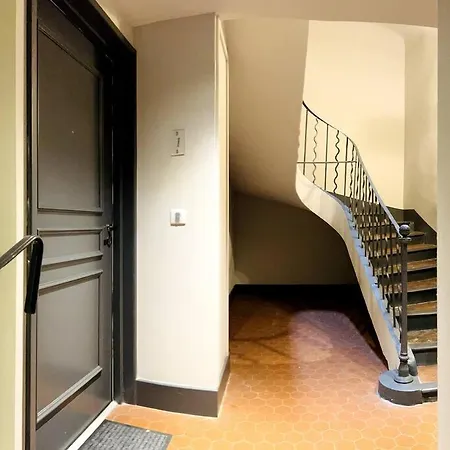 Apartment Standing Pour 4 *